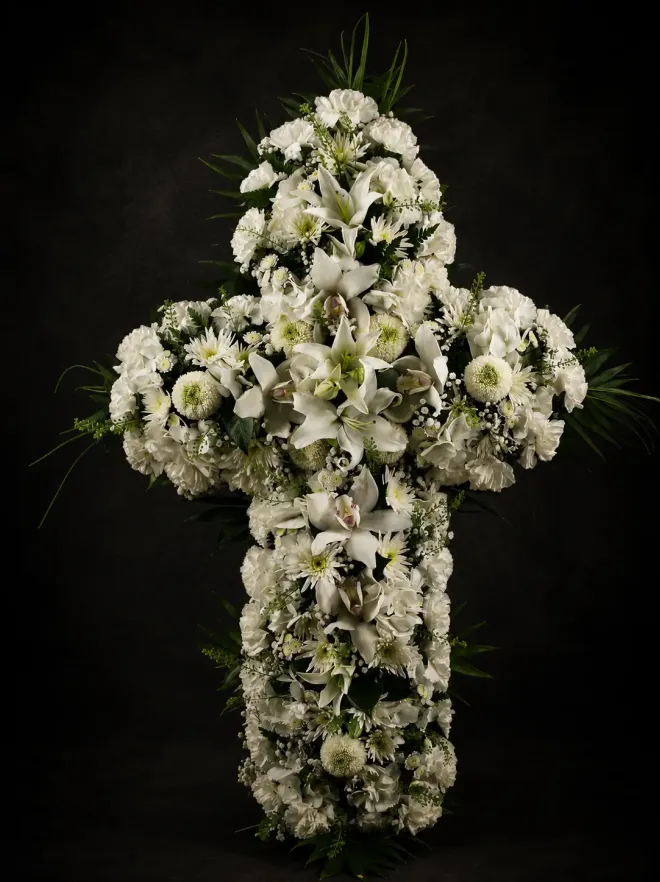 Buy funeral flowers Eternal in Marbella