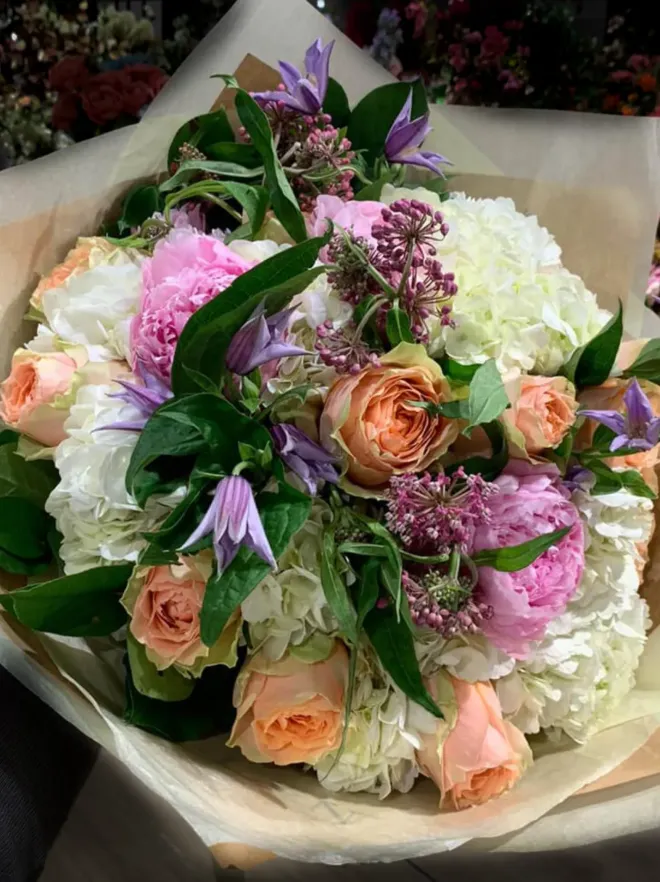 Buy bouquet Joséphine in Marbella