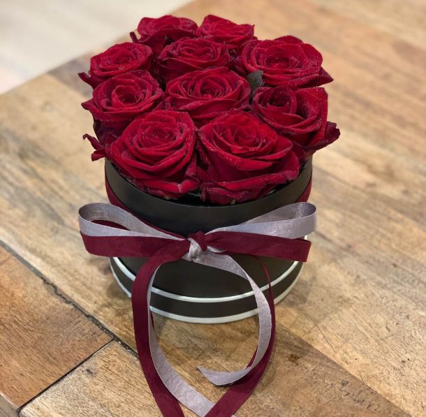 box with roses Marbella MyFlower