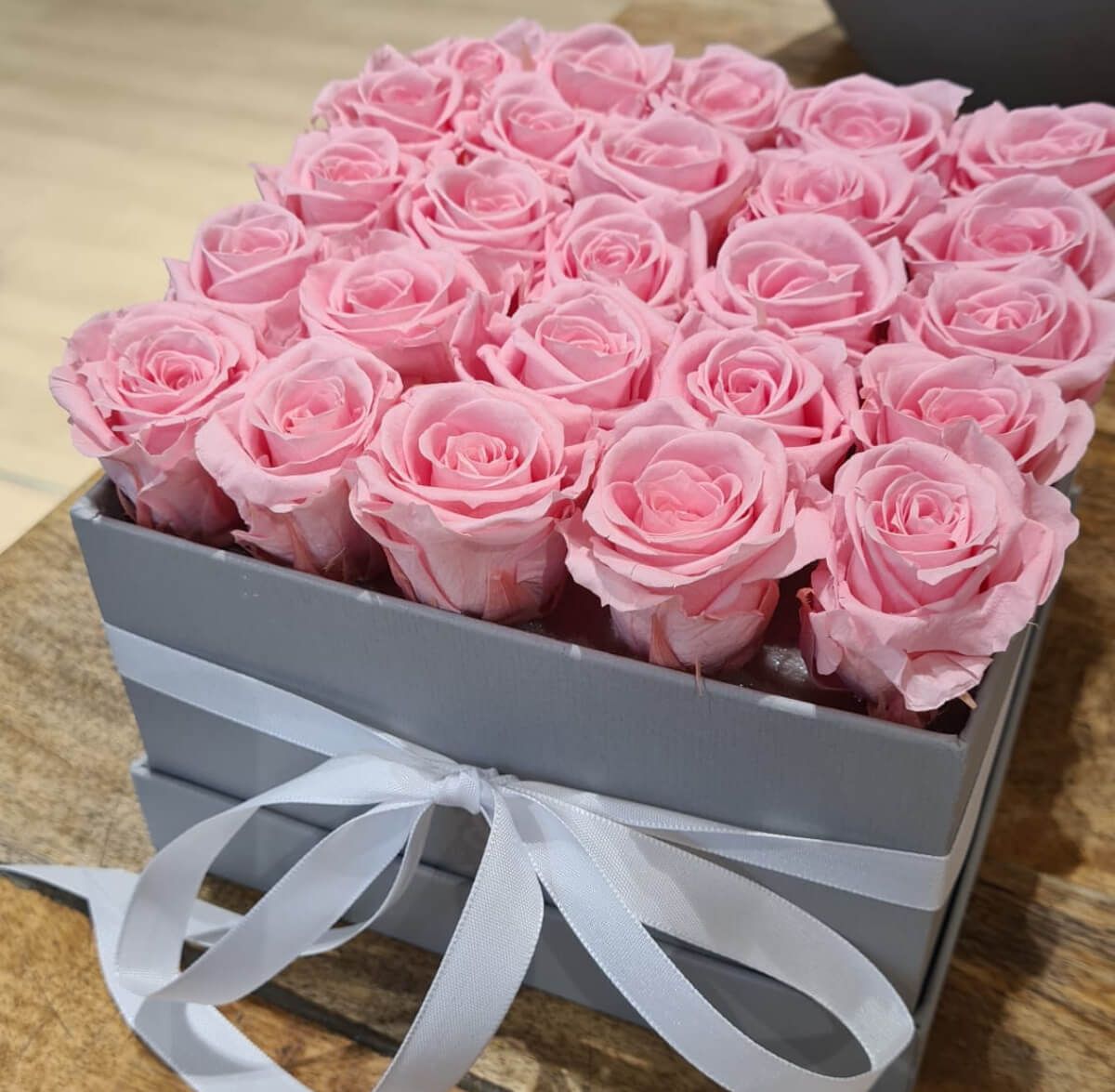 box with roses Marbella MyFlower